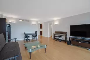 566 Commonwealth, Boston, MA 02215 - Photo 3