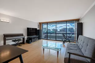 566 Commonwealth, Boston, MA 02215 - Photo 1