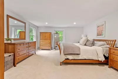280 Quinapoxet St, Holden, MA 01522 - Photo 23