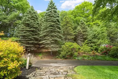 280 Quinapoxet St, Holden, MA 01522 - Photo 39