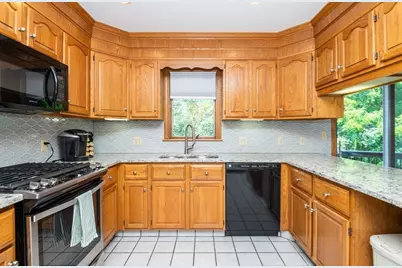 217 Maple Street, Danvers, MA 01923 - Photo 9