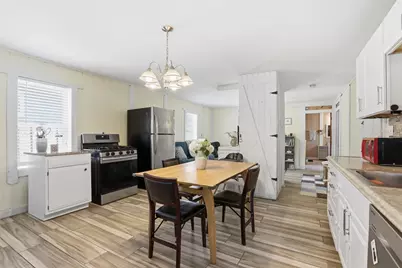 18 Glenwood St, North Andover, MA 01845 - Photo 5