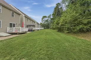 96 Pinewood Dr, Gardner, MA 01440 - Photo 33