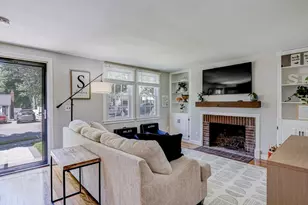 27 Lawnview Dr, Braintree, MA 02184 - Photo 5