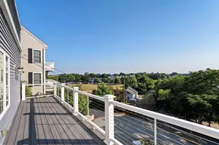 65 Island Ave, Quincy, MA 02169 - Photo 15
