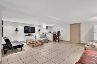 98 Winthrop Ave, Lowell, MA 01851 - Photo 17