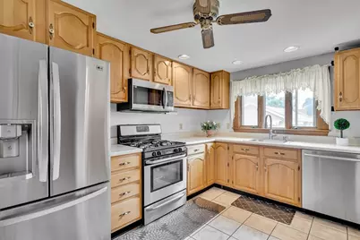 98 Winthrop Ave, Lowell, MA 01851 - Photo 7