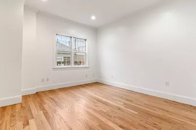 823 East Sixth Street #2, Boston, MA 02127 - Photo 9