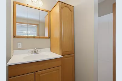 113 Summer St, Lunenburg, MA 01462 - Photo 27