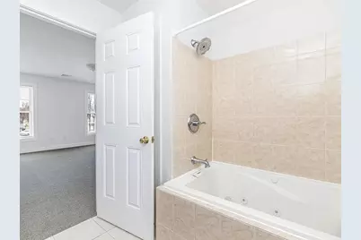 54 East Silver St #B, Westfield, MA 01085 - Photo 13