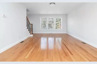 54 East Silver St #B, Westfield, MA 01085 - Photo 9