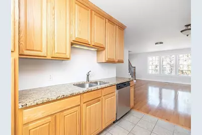 54 East Silver St #B, Westfield, MA 01085 - Photo 7
