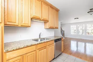 54 E Silver St, Westfield, MA 01085 - Photo 7