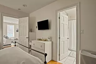 8 Battery St, Boston, MA 02109 - Photo 19