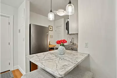 8 Battery St #4, Boston, MA 02109 - Photo 5