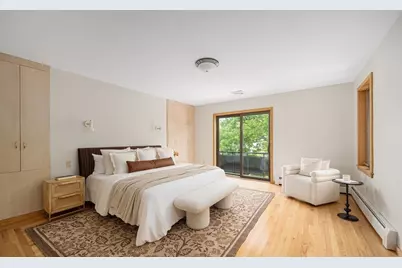 14 Maxcy Dr, Providence, RI 02906 - Photo 19