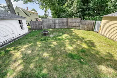 108 Ashland Ave, Methuen, MA 01844 - Photo 35