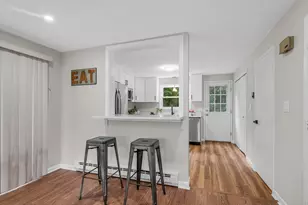 22 Maple Ave, Danvers, MA 01923 - Photo 9