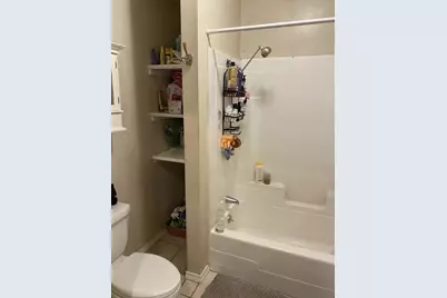 172 W 6th St #1, Boston, MA 02127 - Photo 5