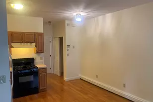 202 Hurley St, Cambridge, MA 02141 - Photo 9