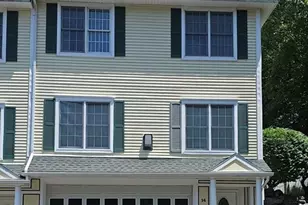 14 Dansereau Pl, Middleton, MA 01949 - Photo 1