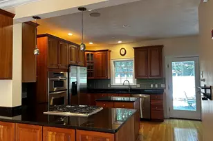 14 Dansereau Pl, Middleton, MA 01949 - Photo 3