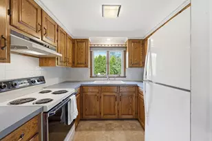 28 Wingold St, Fall River, MA 02723 - Photo 11