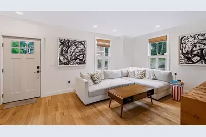 68 Milk St, Newburyport, MA 01950 - Photo 9