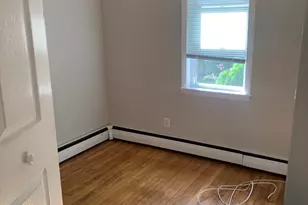 12 Fourth St Pl, Cambridge, MA 02141 - Photo 11