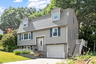 11 Nottingham Ln, Haverhill, MA 01835 - Photo 1