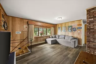 266 W Main St, Dudley, MA 01571 - Photo 11
