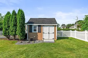 29 Wright Cir, Attleboro, MA 02703 - Photo 11