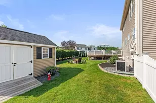 29 Wright Cir, Attleboro, MA 02703 - Photo 9