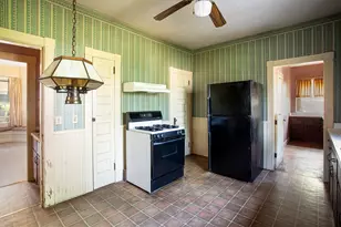 888 Rock St, Fall River, MA 02720 - Photo 17