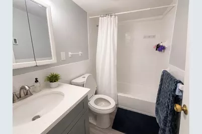 530 Vfw Parkway #101, Boston, MA 02132 - Photo 9