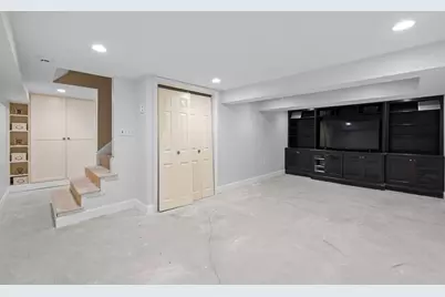 241 Ridge St, Winchester, MA 01890 - Photo 23