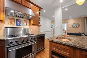 241 Ridge St, Winchester, MA 01890 - Photo 9
