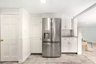 88 Elm St, Milton, MA 02186 - Photo 9