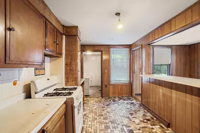 25 Bradbury Street, Boston, MA 02134 - Photo 11
