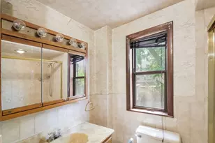 25 Bradbury St, Boston, MA 02134 - Photo 17