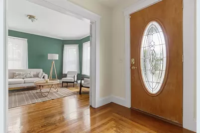 116 Essex St, Beverly, MA 01915 - Photo 3