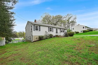 41 Pinewood Ln, Westfield, MA 01085 - Photo 3