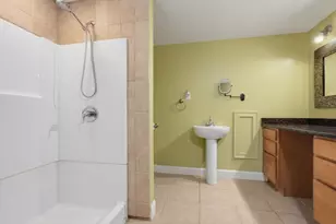 21 Manchester Pl, Natick, MA 01760 - Photo 35
