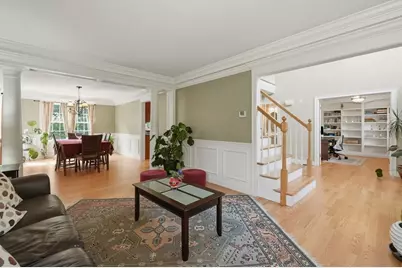 21 Manchester Pl, Natick, MA 01760 - Photo 5