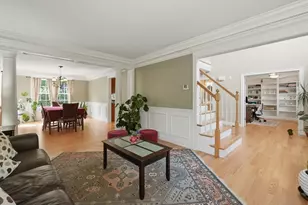 21 Manchester Pl, Natick, MA 01760 - Photo 5
