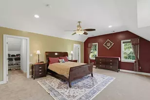 21 Manchester Pl, Natick, MA 01760 - Photo 19
