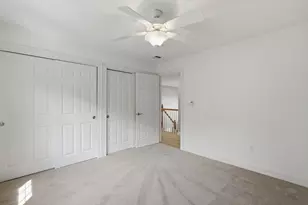 21 Manchester Pl, Natick, MA 01760 - Photo 27