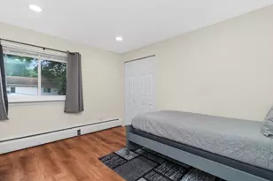 208 Bishop Dr, Framingham, MA 01702 - Photo 19