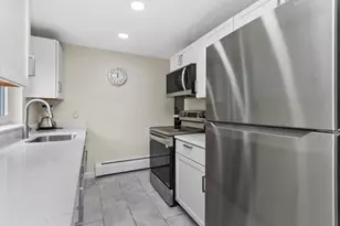 208 Bishop Dr, Framingham, MA 01702 - Photo 7