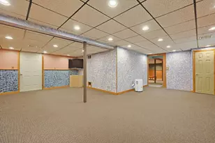 99 Wren St, Taunton, MA 02718 - Photo 37